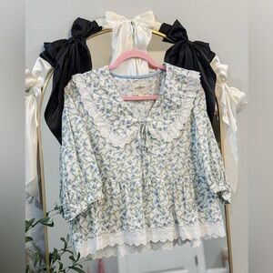 Umgee Blue Floral Peter Pan Collar Top